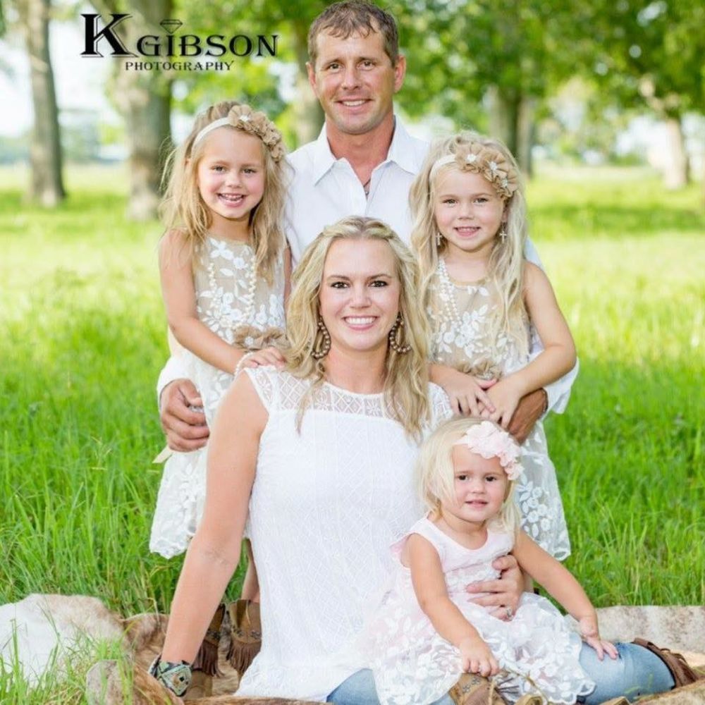 Meet your Posher, Debi